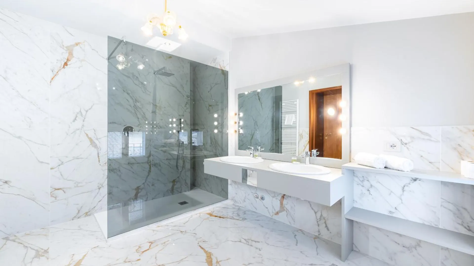 מלון ורונה Residenza Girardi