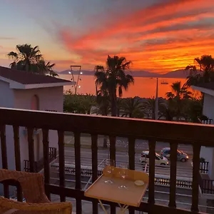 https://il-faro-di-alghero-bed-and-breakfast.hotelsalgherosardinia.com