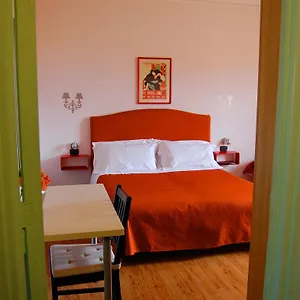 Colosseoinn Nocleg ze śniadaniem Rzym