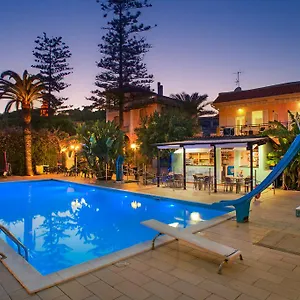  Parco vacanze Camping Rosa Italia