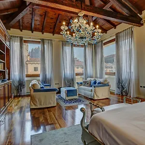 Alojamento de Acomodação e Pequeno-almoço Relais Ponte Pietra, Verona